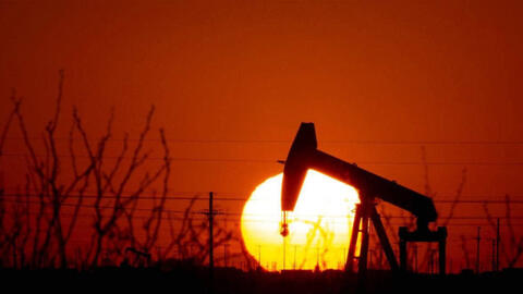 Thế giới không hàng hóa Nga: Thị trường náo loạn