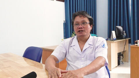 Bác sĩ Trương Hữu Khanh: Bình tĩnh khi con trẻ thành F0