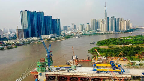 Dự án xây cầu Thủ Thiêm 2 tạm dừng thi công vì vướng mặt bằng