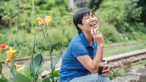 Cùng phụ nữ trầm cảm "học lại nụ cười"