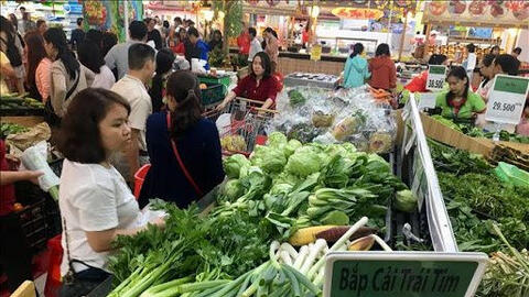 Sau Tết, nhiều siêu thị tiếp tục 'tung' khuyến mãi