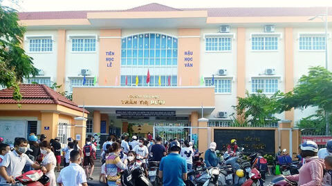 Hơn 1 triệu học sinh từ mầm non đến lớp 6 ở TP.HCM trở lại trường