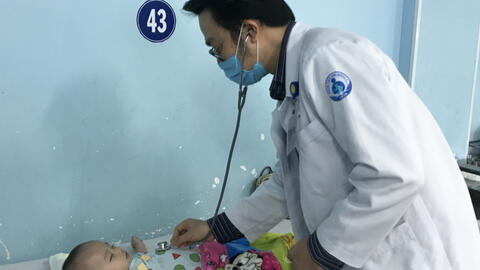 Xuất hiện nhiều trường hợp bệnh nhi bị biến chứng sốt xuất huyết