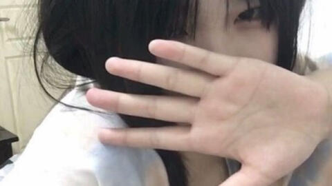 Người gan yếu khó tránh khỏi “1 xanh, 1 đỏ, 1 vàng” lộ ra trên bàn tay