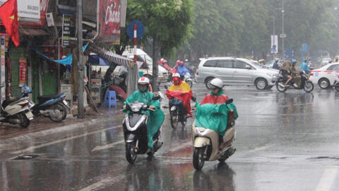 Miền Bắc đón không khí lạnh gây mưa dông