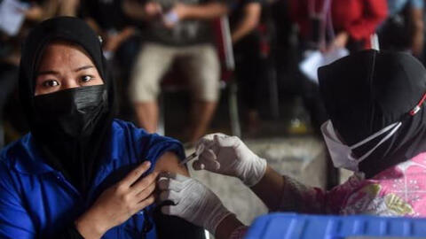 HSBC: Châu Á phải đối mặt với ‘con đường gập ghềnh’ phía trước khi số ca COVID-19 tăng vẫn cao