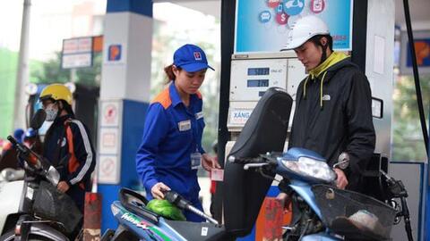 Giá xăng giảm mạnh từ 15h ngày 17/6