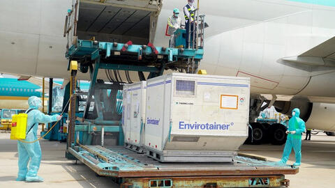 Gần 660.000 liều vaccine COVID-19 AstraZeneca về TP.HCM