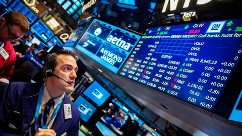 Thị trường chứng khoán Mỹ tiếp tục lập kỷ lục lần thứ 70 trong năm