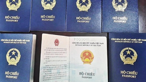 Cộng hòa Czech dừng công nhận hộ chiếu Việt Nam mẫu mới