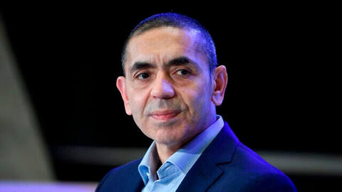 CEO BioNTech: Thế giới phải sống chung với COVID-19 trong 10 năm tới