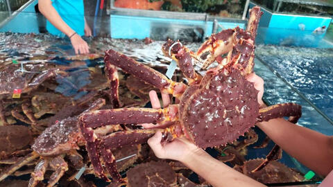 Hàng hóa ở TP.HCM vẫn ổn định, giá rau củ quả tăng nhẹ