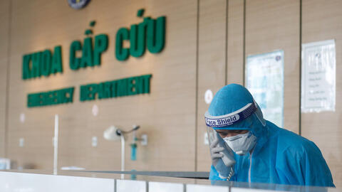 Bệnh viện Bệnh Nhiệt đới Đông Anh thử nghiệm 3 robot hỗ trợ điều trị bệnh nhân covid-19 trở về từ Guinea