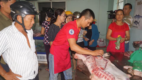 Giá thịt heo bán lẻ tại TP.HCM giảm nhẹ