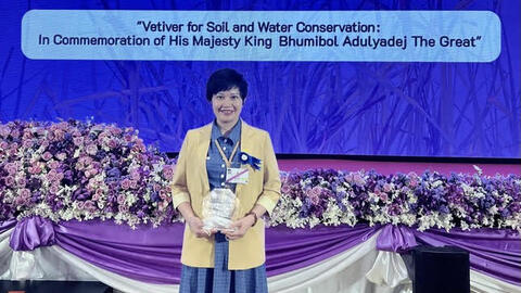 Nhà khoa học Việt nhận giải thưởng của "Nhà vua Thái Lan"