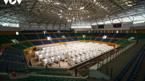 Ảnh: Toàn cảnh Bệnh viện dã chiến Tiên Sơn trước giờ kích hoạt