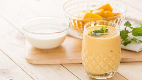 5 công thức nước, smoothie trái cây ngọt mát ngày hè