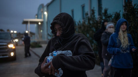 Bang Texas tiếp tục đối mặt với tình trạng thiếu điện