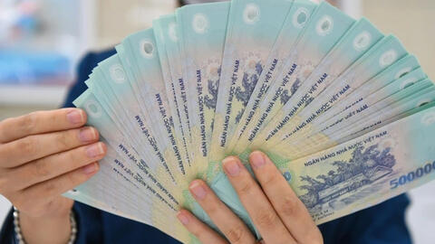 Từ 1/7, 9 nhóm đối tượng này sẽ được tăng mức lương lên 1,8 triệu đồng/tháng