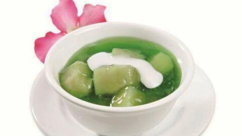 Món ngon mỗi ngày: Cách nấu món chè sa kê với lá dứa đơn giản tại nhà