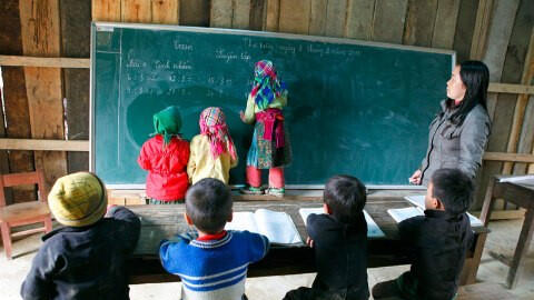 Chuyện về những người cõng chữ lên non...