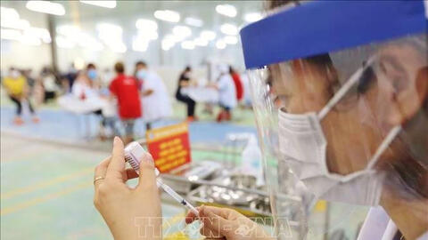 Cả nước 4.060 ca COVID-19 sáng 31/7