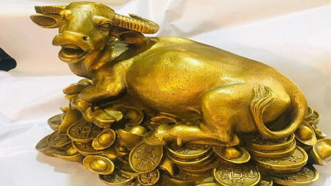 Tuổi Tân Sửu 1961 xuất hành Tết 2022 vào giờ nào, hướng nào tốt nhất?