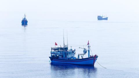 Yêu cầu Trung Quốc chấm dứt ngay lệnh cấm đánh bắt cá phi lý ở vùng biển Hoàng Sa của Việt Nam