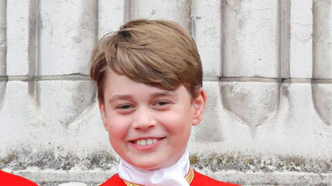 Lý do quan trọng khiến George phải tách biệt với William và Kate trong mỗi dịp gia đình đi cùng nhau, quy tắc an toàn bắt buộc tuân thủ