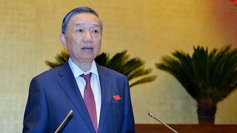 Bộ trưởng Công an Tô Lâm đăng đàn đầu tiên trả lời chất vấn Quốc hội