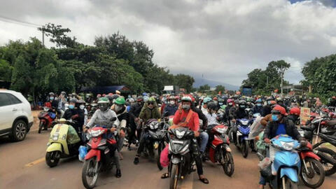 Hàng nghìn người từ miền Nam đi xe máy về Tây Nguyên, miền Trung