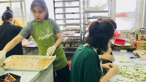 Cận Tết, bánh kẹo handmade bội thu