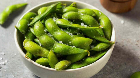 Những người sống thọ nhất thế giới thường ăn vặt với 5 món này: Không khó kiếm ở Việt Nam