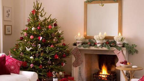 Trang trí phòng khách ấm cúng đón Noel