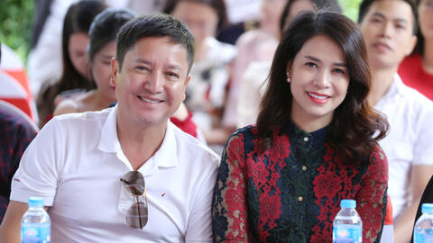 NSƯT Chí Trung nổi đình đám, từng giữ Quyền Giám đốc 1 nhà hát nhưng vẫn bị nói "ăn bám" bạn gái kém 18 tuổi