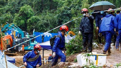 Hộp đen máy bay Trung Quốc bị rơi hỏng nặng