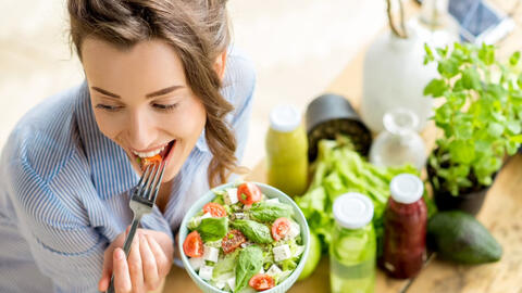 Nghiên cứu mới: Ăn khi thấy đói là cách tốt nhất để giảm cân