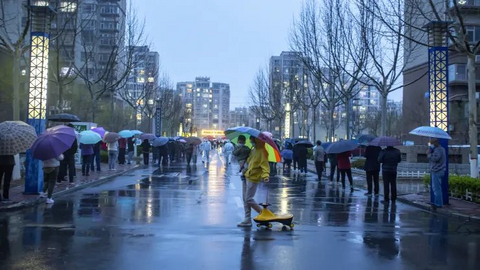 Người Trung Quốc thà tiết kiệm hơn là chi tiêu