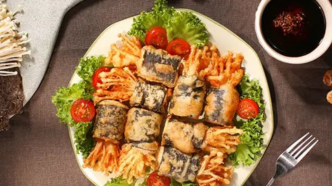 Món ngon mỗi ngày: Rong biển cuộn nấm kim châm