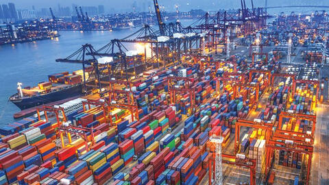 Xuất khẩu 1kg thanh long sang Mỹ được 7 USD thì tốn 3,5 USD cho logistics