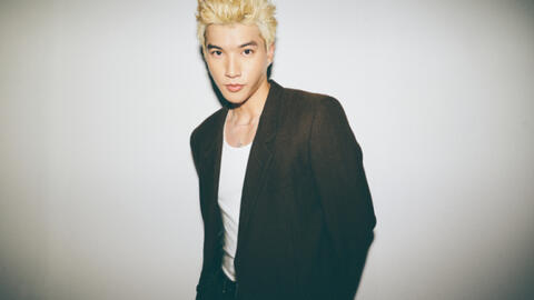 HIEUTHUHAI từng trượt casting The Voice, là nghệ sĩ có hình trên poster diễn ở quán bar nhưng lại bị bảo vệ không cho vào