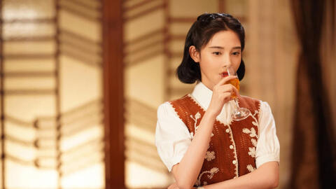 Mỹ nhân "Đông cung" xinh nức nở, phim mới được khen hết lời