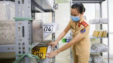 Từ 1/7 công dân đấu giá biển số ô tô như thế nào?