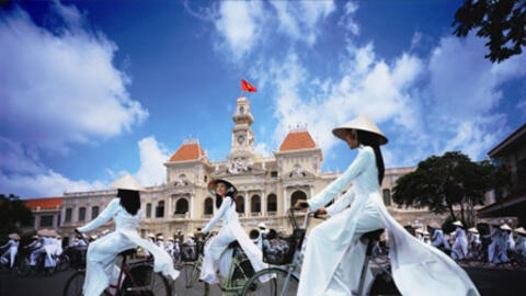 Mặc áo dài không chỉ là đẹp đâu!