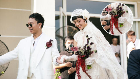 Bó hoa độc lạ Cô Em Trendy cầm trong đám hỏi: Kết nối từ 4 loại khác nhau nhưng ý nghĩa đặc trưng lại trùng hợp