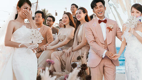 Ảnh nét căng khoảnh khắc vào lễ đường của Puka - Gin Tuấn Kiệt: Chú rể ghi điểm bởi 1 chi tiết, dàn sao nghẹn ngào chứng kiến