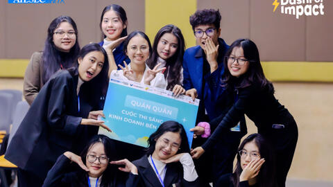 Dash For Impact: Hiện thực hóa giấc mơ tập làm kinh doanh cho học sinh THPT