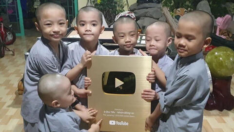 Công an lấy lời khai xuyên đêm, thu nhiều tài liệu tại 'Tịnh thất Bồng Lai'