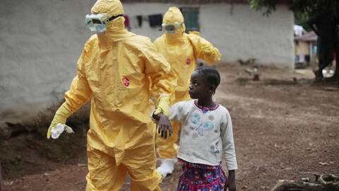 Dự đoán xu thế COVID-19 thông qua các đại dịch trong quá khứ