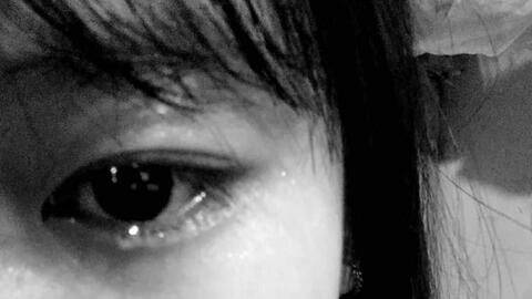 Sự thật về bé gái còn thở đã bị đưa vào lò hỏa táng